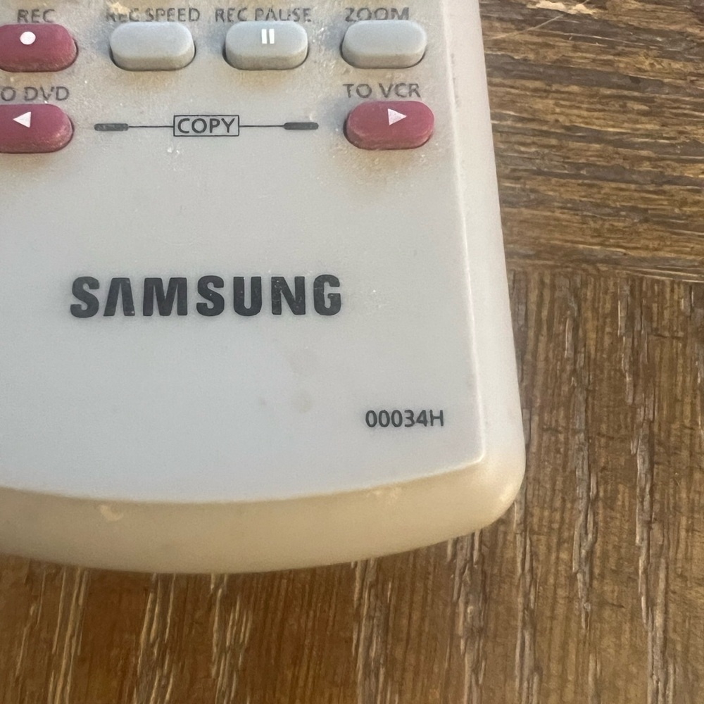 Samsung Remote Control in  Gray - Picture 2 of 3